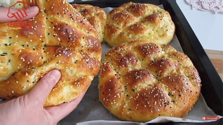 Yumuşak Yeni Kaşarlı Pide Tarifi 4