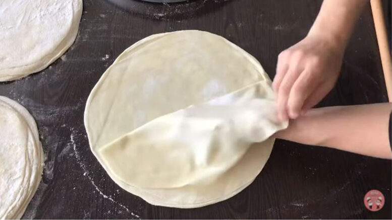 Hamur Açamayanlara El Açma Börek Tarifi 2