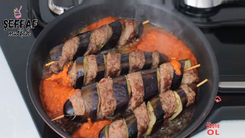 Şekline Hayran Bırakan Patlıcan Köftesi Tarifi 3