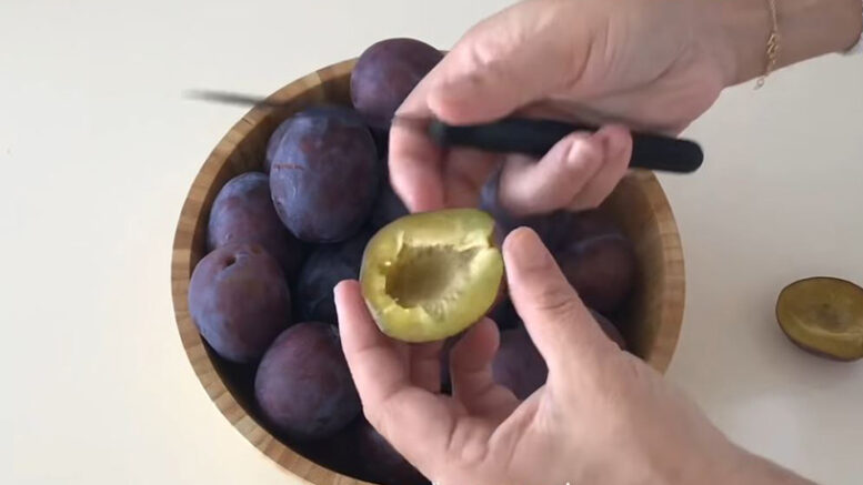 Eriği Fırında Yapın Lezzetine Doyamayacaksınız 1