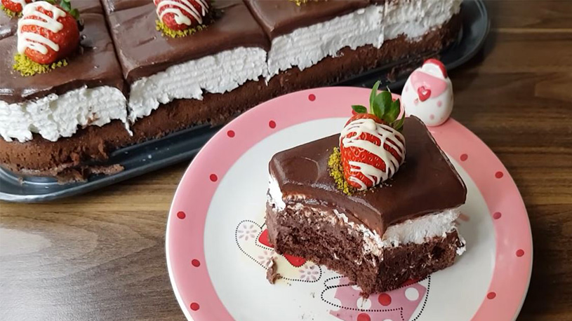 Ev Yapımı Sosu İle Hazıra Rakip Pasta Tarifi 1