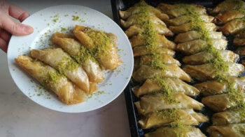 Siparişe Yetişemeyeceğiniz Bayrama Şöbiyet Baklava Tarifi