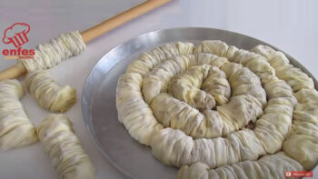 Yeşil Mercimekli Yapılışını Herkesin Soracağı Büzgü Börek Tarifi