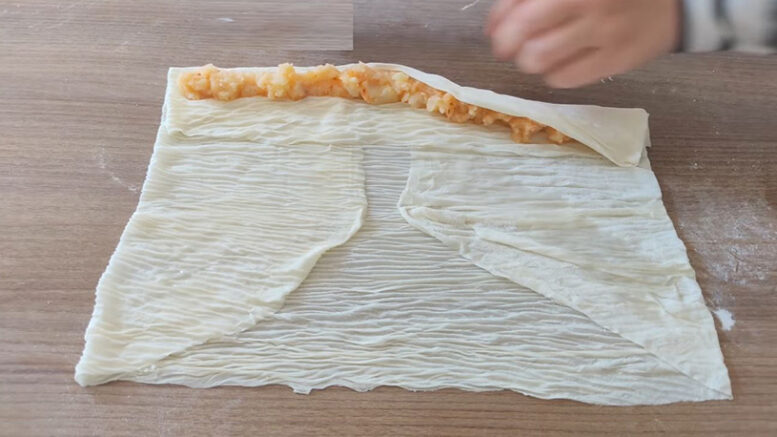 Her Sofraya Yakışan Son Moda Büzgülü Börek Tarifi
