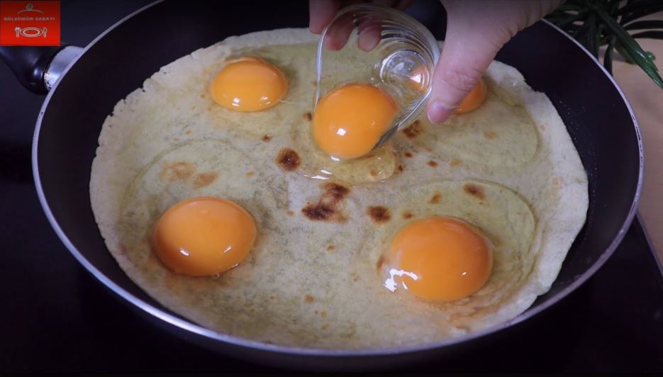 Yumurtayı Kaplayarak Hazırlanan Kahvaltılık Tarifi 2