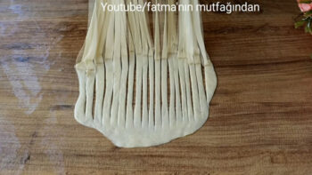 Un Su Yağdan İp Yumağı Çörek Tarifi