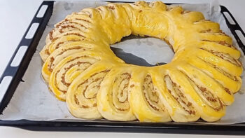 Dondurucuya Yakışan Pul Pul Börek Tarifi