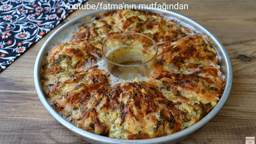 Enteresan Bardaklı Börek Tarifi 1