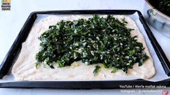 Farklı Yöntemle 32 Katlı Börek Tarifi