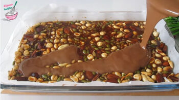 Kahvenin Yanına Bilinenlerden Farklı Çikolatalı Tatlı Tarifi