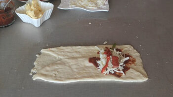 Masaya Koy Arkanı Dön Bitsin Börek Tarifi