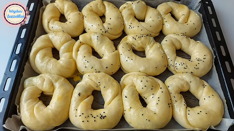 Öyle Lezzetli Bitmesi An Süren Çörek Tarifi 1