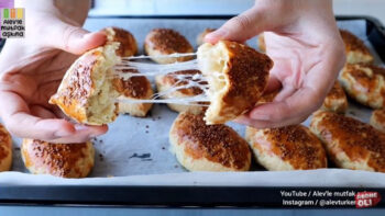 Sünnüm Sünnüm Uzayan Poğaça Çörek Tarifi
