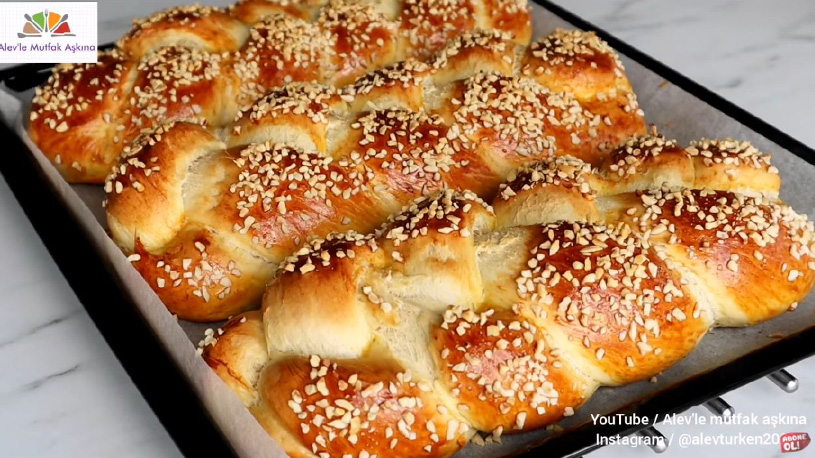Muhteşem Ötesi Sofrayı Şenlendirecek Paskalya Çöreği Tarifi 2