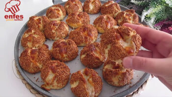1 Tane Asla Yetmeyen Poğaça Börek Tarifi