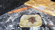Bir Kenara Kaydetmeniz Gereken Hamuru İle Muhteşem Börek Tarifi