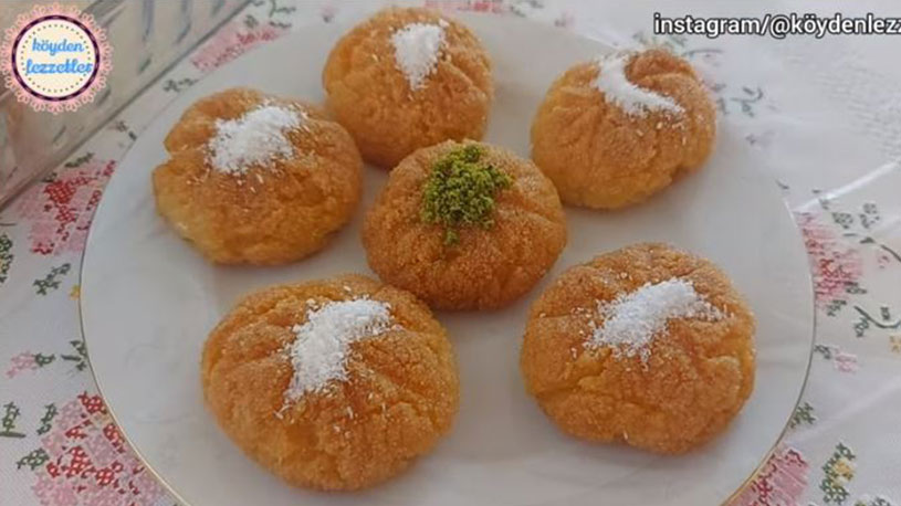 Kolaylığı Herkesin Dikkatini Çeken Şerbetli İrmik Tatlısı Tarifi 2