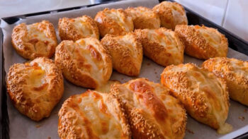 Mayasız Olduğuna Herkesin İnanmakta Zorlanacağı Çörek Tarifi