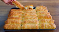 Sosu Günlerce Çıtır Tutan Kremalı Börek Tarifi