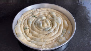 Tül İnceliğinde Sayısız Katlı Börek Tarifi