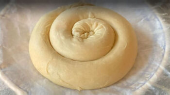 Yapabileceğiniz En Kolay Trend Çörek Tarifi