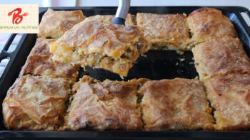 Hazır Yufkadan El Açmaya Rakip Pırasalı Börek Tarifi