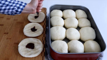 Sofralara Lezzeti Damga Vuracak Çörek Tarifi