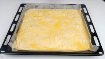 Daha Görür Görmez Tarifi İstenen Sayısız Katlı Çörek Börek Tarifi