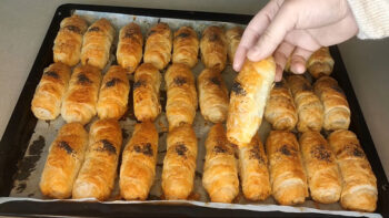 Günlerce Çıtır Kalmasının Sırrı Özel Sosunda Börek Tarifi