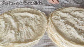 Hazır Alınana Taş Çıkartan Evde Tül İnceliğinde Yufka Börek Tarifi