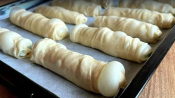 Herkesin Yapabileceği Müthiş Kolaylıkta Börek Tarifi