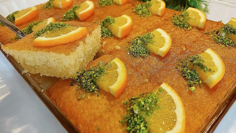 Tam Kıvamında Fresh Lezzette Orjinal Revani Tatlısı Tarifi 1