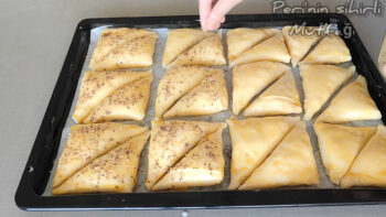 Yapılışına Bayılacağınız Üçgen Börek Tarifi