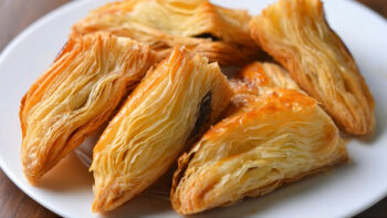 Bu Yöntemi Neden Önce Yapmadım Dedirten Puf Börek Tarifi