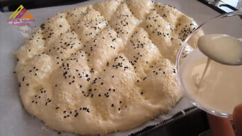 Sırrı Su Olan Fosur Fosur Kabaran Pide Tarifi