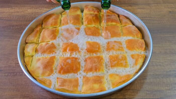 Muazzam Herkesin Konuştuğu Su Böreği Gibi Börek Tarifi