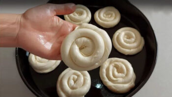 Sizi Yıldız Yapacak Şip Şak Hazır Börek Tarifi