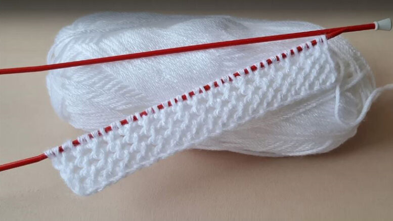 Örgüye Yeni Yön Veren Şal Hırka Yelek Örneği