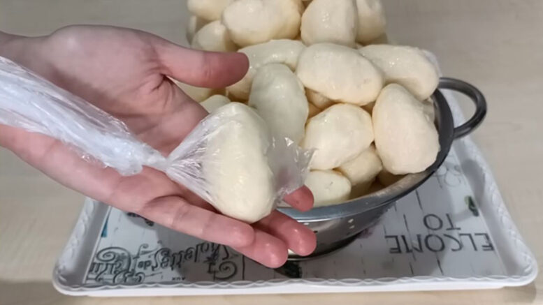 Çok Pahalı Tereyağını En Kolay Evde Yapma Yöntemi