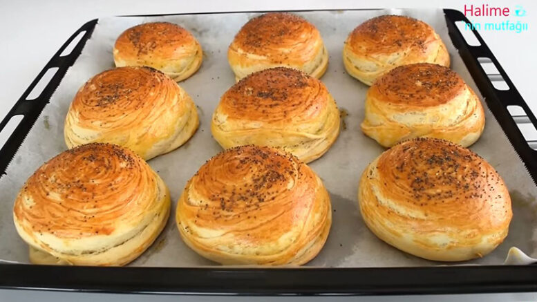 Kaç Kere Yaparsanız Tadına Doyamayacağınız Poğaça Tarifi 2