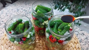 1 Kaşık Pekmezden Asla Erimeyen Turşu Tarifi
