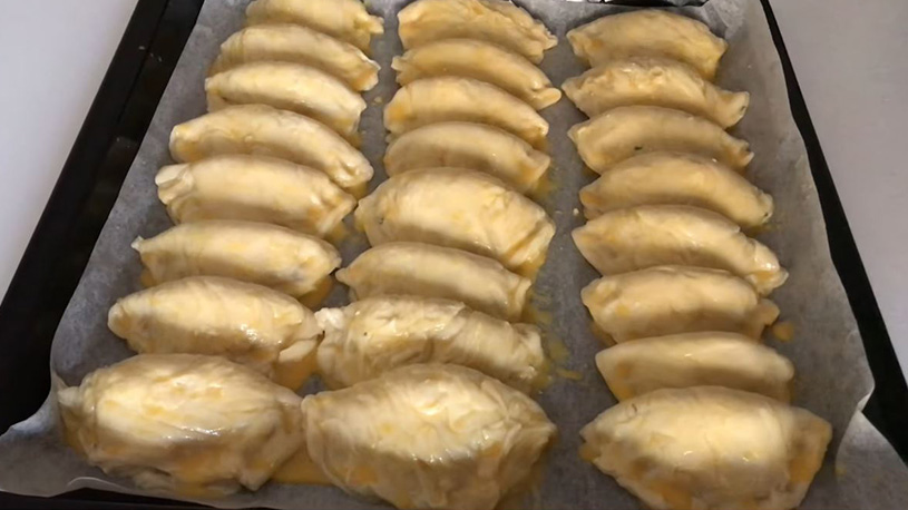 Artık Sır Olmayan Akşamdan Hazırlanan Çıtır Börek Tarifi 2