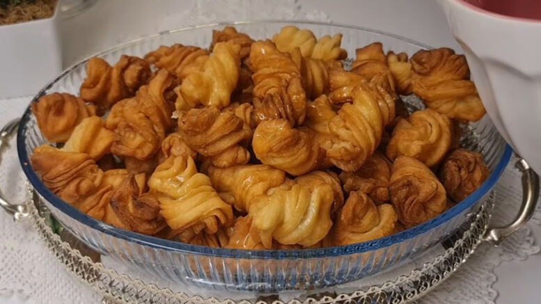 Deneyenlerin Bir Daha Baklavayla Uğraşmadığı Şerbetli Tatlı Tarifi