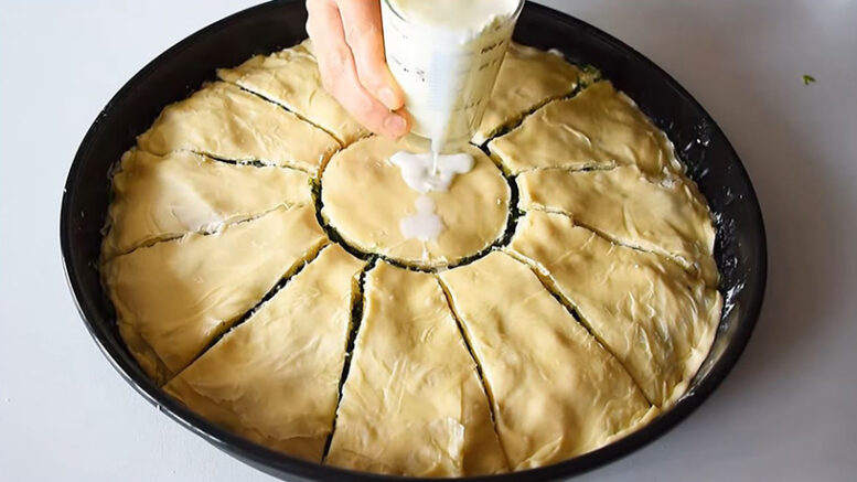 Herkesin Yapabileceği Püf Noktaları İle Çıtır Börek Tarifi