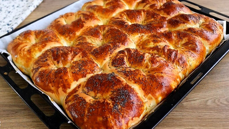 Misafire Yapın Herkes Hayran Kalsın Yumuşacık Poğaça Çörek Tarifi