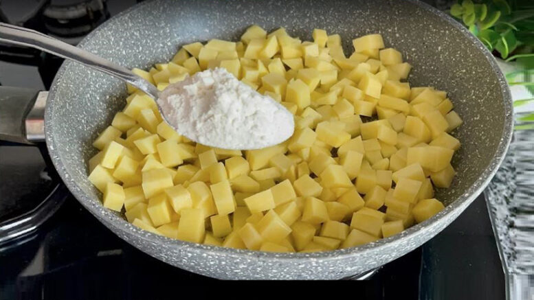 Sırrı 1 Kaşık Unda İkramlık Patates Tarifi