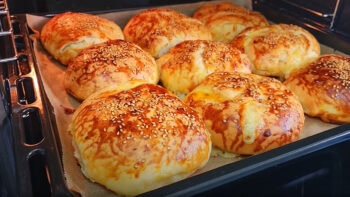 Akşam Yap Dolaba Koy Sabah Yap Çörek Tarifi