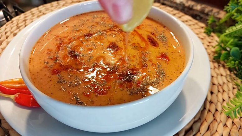 En Az Haftada Bir İstenen Terbiyeli Mahluta Çorbası Tarifi