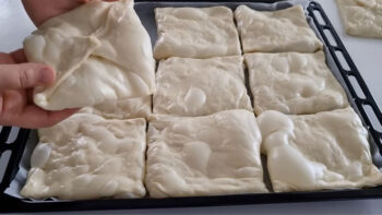 Pofur Pofur Oklavayı Attıran Yöntemli Börek Tarifi