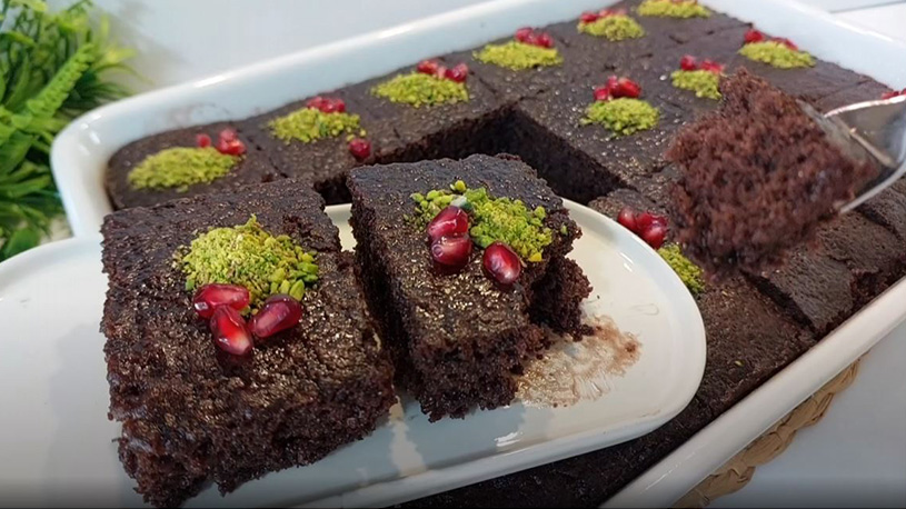 Sodalı Bol Soslu Kıvamı Nefis Kek Tarifi